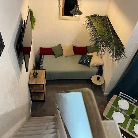 Avec Balcon, Climatisation Et Vue サン・シプリアン
