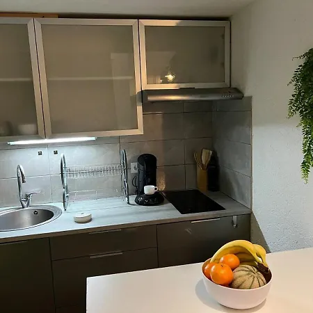 アパート Avec Balcon, Climatisation Et Vue